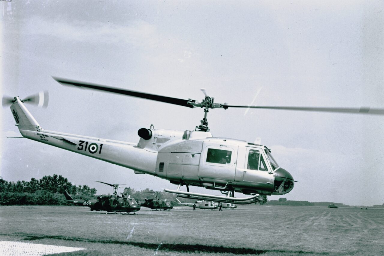 Il primo elicottero a turbina italiano l'AB-204, un Bell UH-1 Iroquis costruito su licenza